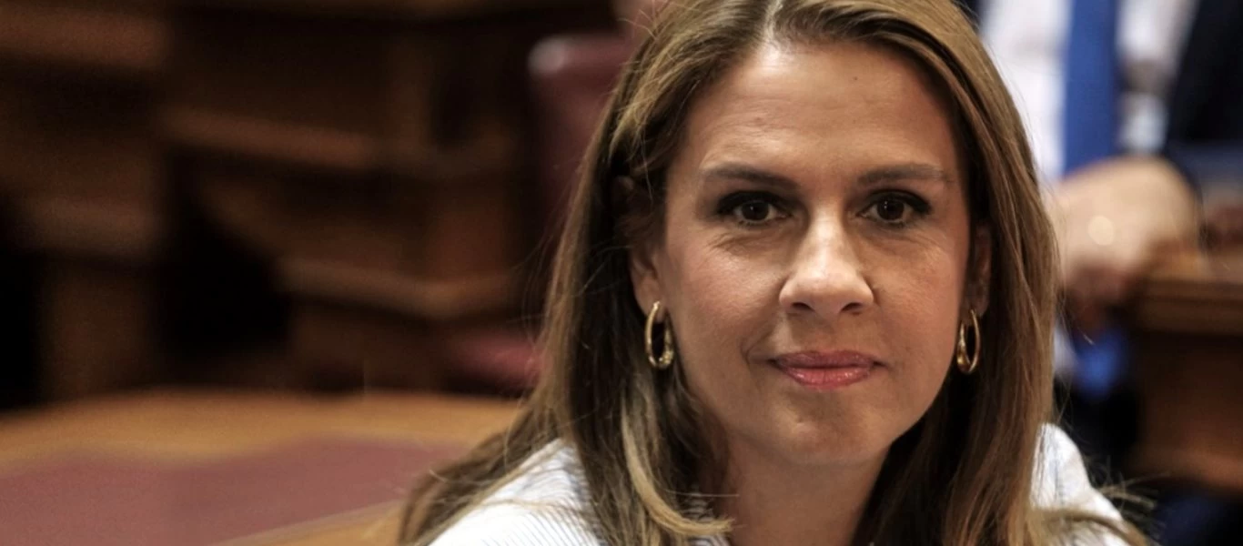 «Γκρίνια» για τη Ζωή Ράπτη - Γιατί την έχουν «βάλει στο μάτι» οι εντός κι εκτός κυβέρνησης;